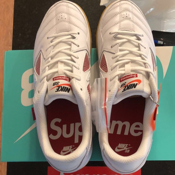 Nike SB Gatobx Supreme White Size 11 - Picture 1 of 4